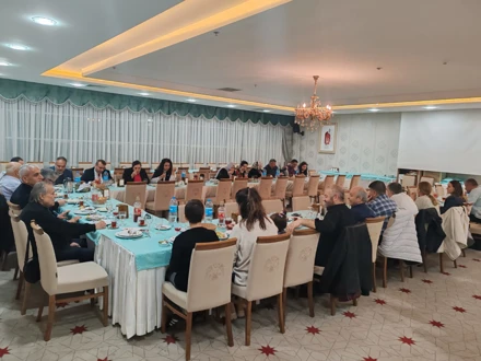 OKULUMUZUN DEĞERLİ AKADEMİSYENLERİ İFTAR PROGRAMINDA BULUŞTU